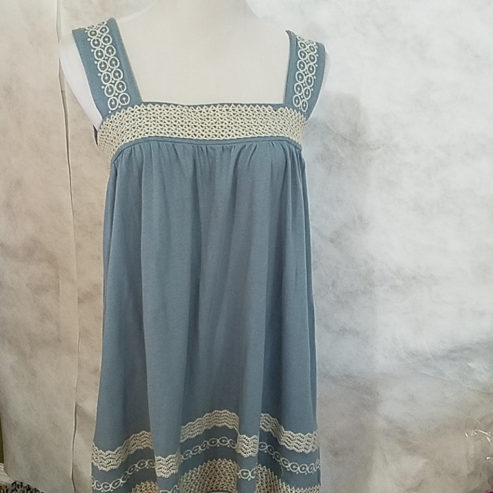 BCBG Maxazria summer outfit